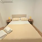 Alameda Colon By Hdc Apartments
